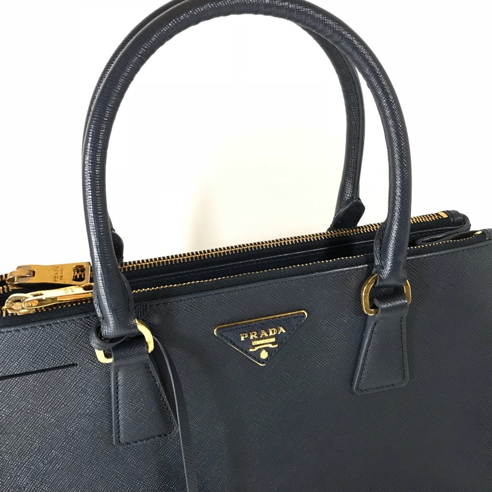 Sold Prada double zip lux tote small navy - Picture 5 of 7